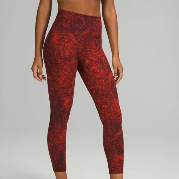 🚨 SOLD 🚨Lululemon Wunder Train HR Tight 25" Denim Wash Print Autumn Red Black - Picture 3 of 10
